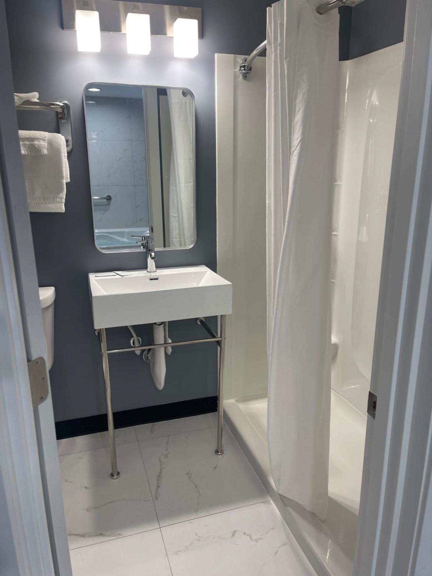 Midway Inn & Suites Oak Lawn Dış mekan fotoğraf